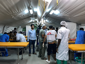 救急救命室では1度に多数の負傷者が出たケースにも対応　© MSF