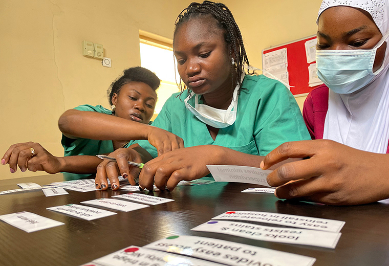 Card sorts were used at the interviews to encourage discussion. © MSF