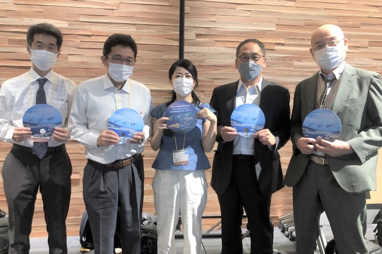 (右より)谷口清州医師、久留宮隆医師、空野すみれ医師、中桶了太医師<br> (平戸市民病院 副院長、長崎大学病院国境を越えた地域医療支援機構担当 )、足立拓也医師<br> 写真提供:中桶了太医師<br>