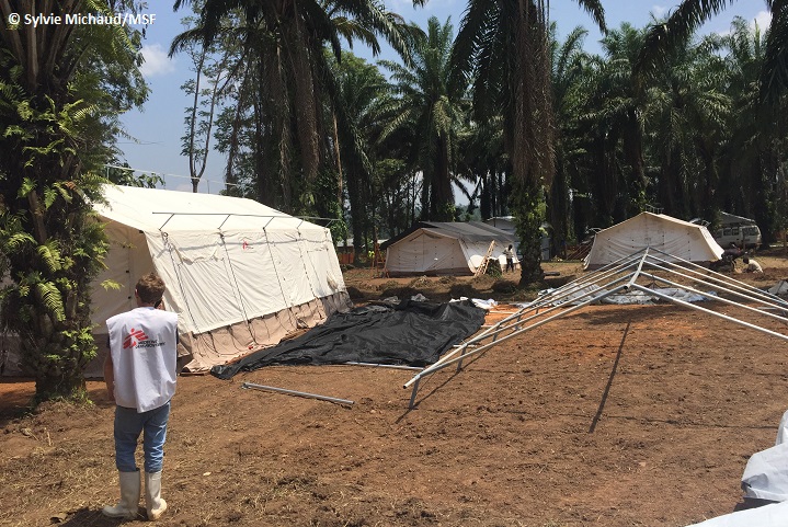 MSFはマンギナにエボラ治療センターを設置