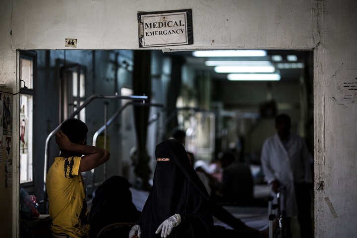 イエメンの病院職員への給与支払いは滞ったままだ（2017年9月12日撮影）© Florian SERIEX/MSF