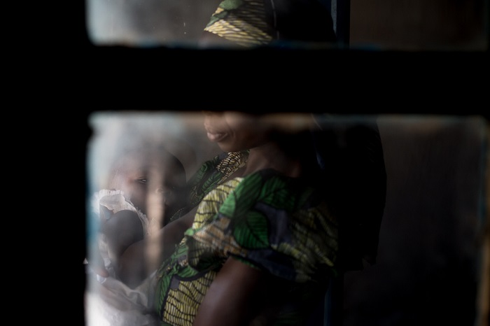 レイプ被害にあった43歳の女性。© MSF/Carl Theunis