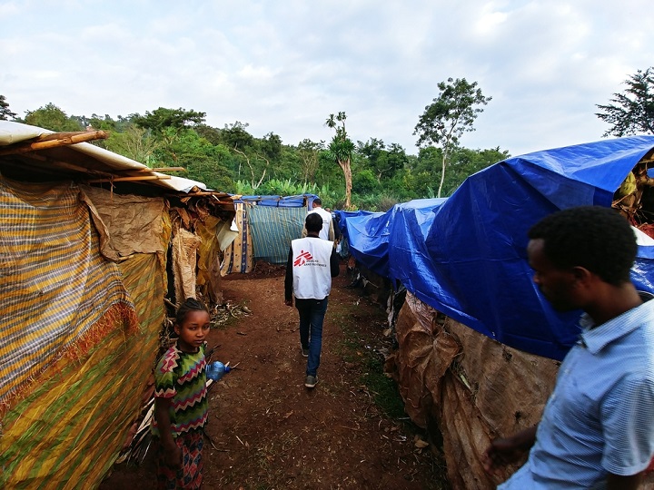 エチオピア南部諸民族州ゲデオ地域の避難民キャンプ　© Markus Boening/MSF