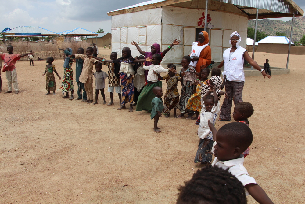 子どもたちの心のケアの活動＝2019年、プルカ　©Abdulkareem Yakubu/MSF