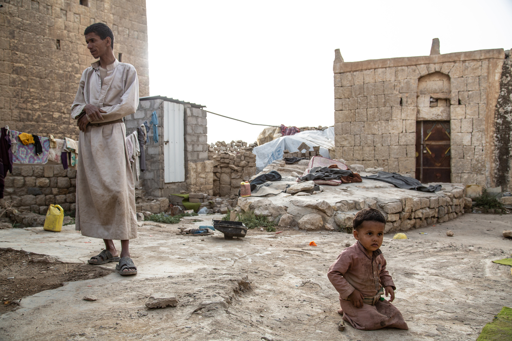 アーマドさんと息子ナセル君（３）＝2019年4月　©Agnes Varraine-Leca/MSF