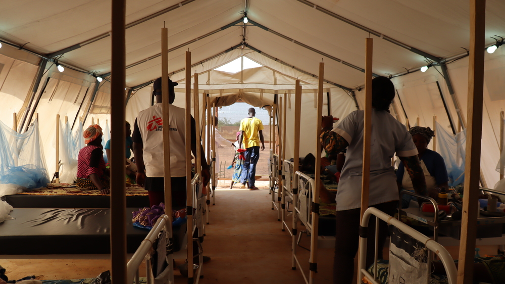 ブルキナファソ国内に設置されたMSF医療施設 © Noelie Sawadogo/MSF