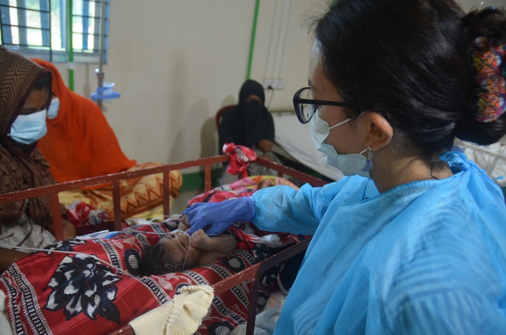 コックスバザールの病院で新たに生まれた赤ちゃん　© MSF/Daniella Ritzau-Reid