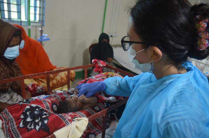 コックスバザールの病院で新たに生まれた赤ちゃん © MSF/Daniella Ritzau-Reid