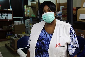 マイドゥグリでMSF医療チームリーダーを務める<br> ブレッシング・エジャウェモキエ医師 <br> © MSF/Abdulkareem Yakubu
