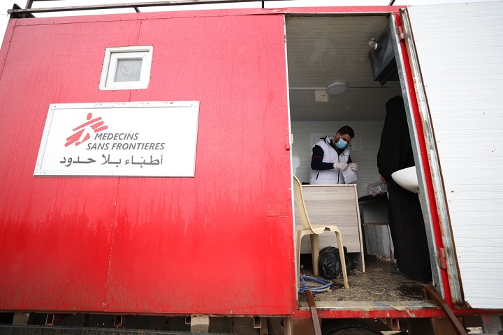 シリア北西部で展開しているMSFの移動診療所＝2020年3月撮影　© OMAR HAJ KADOUR/MSF