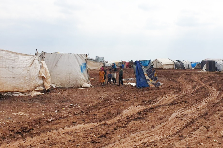 アザーズの避難民キャンプ　© MSF