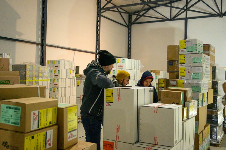 MSFの緊急医療物資の第一便がウクライナに到着した=2022年3月5日　© MSF