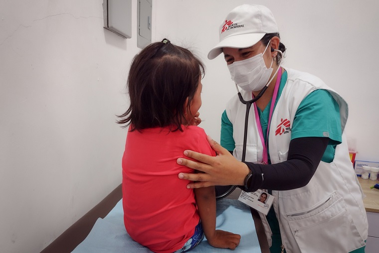 大人の付き添いがなく移動している子どもも多い　© MSF/Esteban Montaño