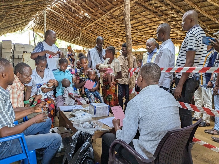 このキャンペーンに無数の子どもたちの生命がかかっている © MSF