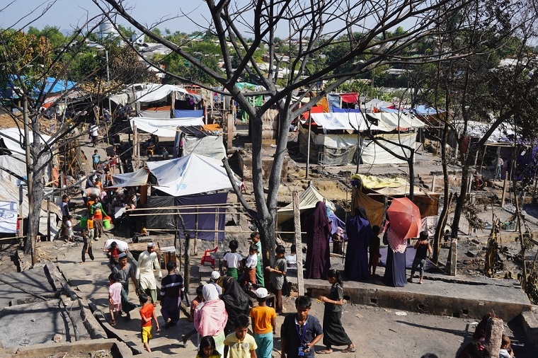 バングラデシュ・コックスバザールにあるロヒンギャの人びとのキャンプ。100万人以上が暮らす世界最大の難民キャンプだ=2024年1月8日 © Jan Bohm/MSF