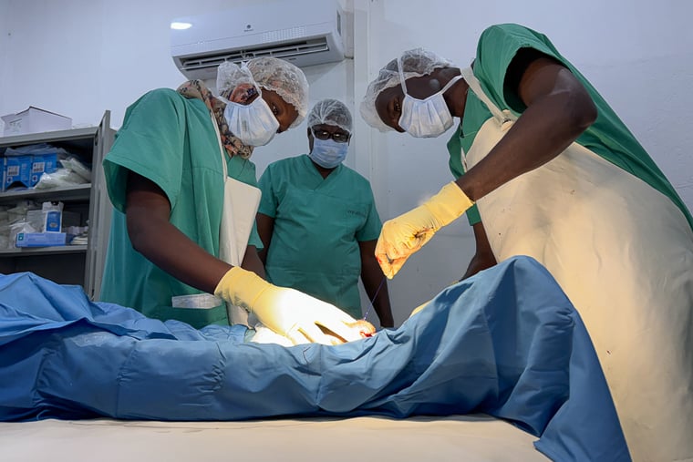 MSFはスーダン国内外で手術などの医療活動を展開している＝タウィラ病院で2025年11月9日　Ⓒ Natalia Romero Peñuela/MSF