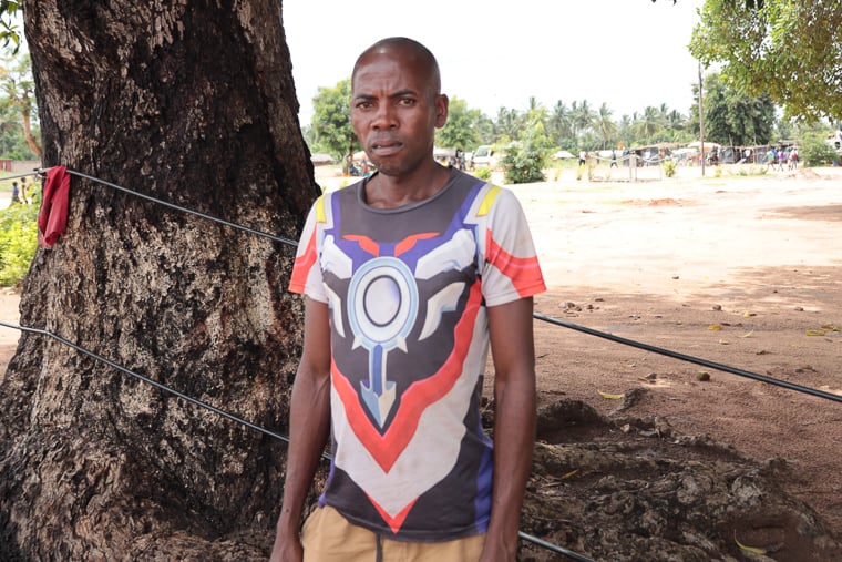 メンバ郡のマズアから避難してきたジョゼ・マウリシオ・アリジェさん＝2025年12月13日　© Sofia Minetto/MSF