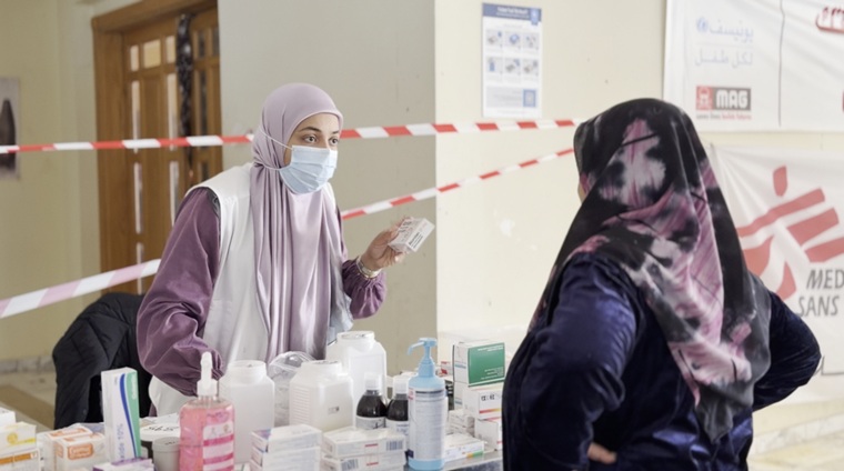 サイダで患者の対応に当たるMSFスタッフ＝2026年3月12日　© MSF