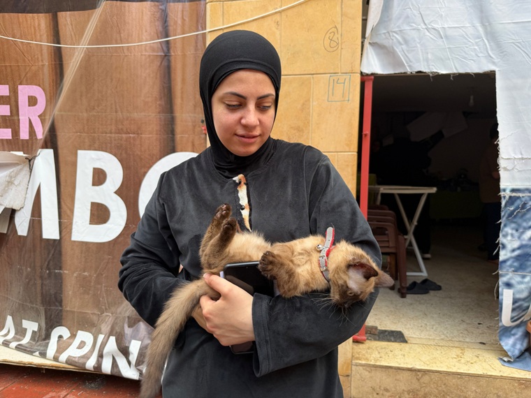 アザリエ避難所に身を寄せる女性＝2026年4月17日　© MSF