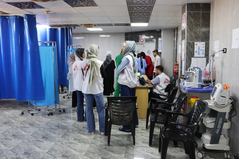 MSFが支援しているデリゾール国立病院の救急外来の様子＝2022年5月22日　© Asmar Al-Bahir/MSF