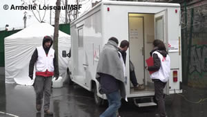 MSFは昨年12月からラ・シャペル地区で移動診療をしている