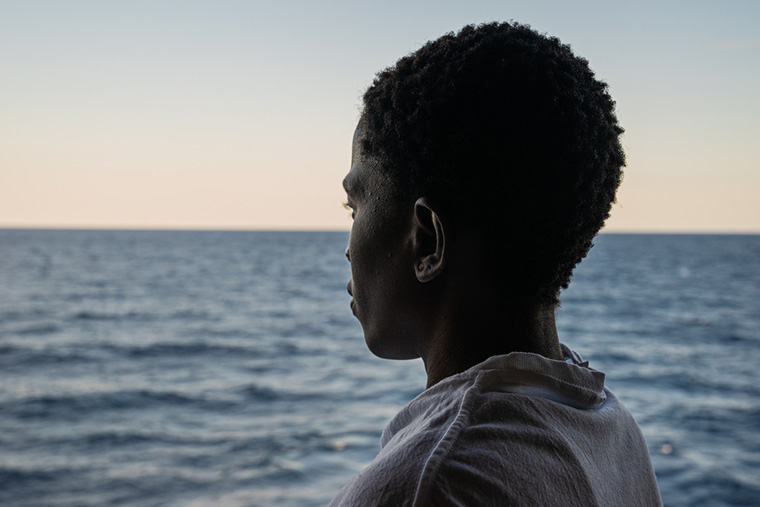 ヨーロッパでの勉強と仕事を夢見るアミナさん © Sonsoles Galindo/MSF