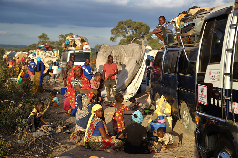 モザンビーク北部、カーボ・デルガード州の紛争により避難した人びと　Ⓒ Igor Barbero/MSF