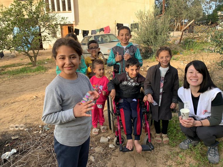 ガザの子どもたちと　© MSF