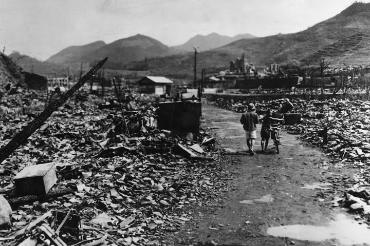 繰り返される紛争 写真で見る 今 と70年前の日本 活動ニュース 国境なき医師団日本