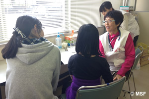 熊本地震 診療所の存在が人びとの安心感に 活動ニュース 国境なき医師団日本 熊本地震 診療所の存在が人びとの安心感に 活動ニュース 国境なき医師団日本