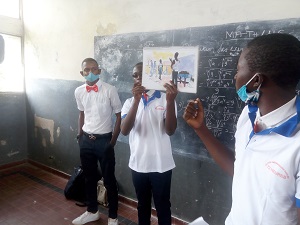 中学生が自分の言葉で同級生に学びを共有　© MSF