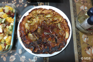 好物のアップルパイを作ってもらった