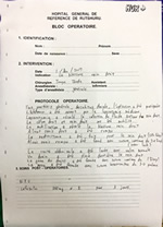 フランス語で記載した手術記録