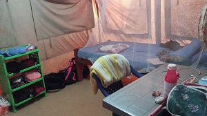 活動中に滞在していたテントの内部 © MSF