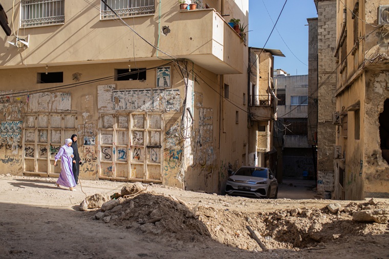 攻撃を受けたジェニンの町。多くの家屋に銃弾の跡が残る=2024年9月12日 Ⓒ Alexandre Marcou/MSF