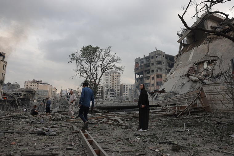 イスラエルの攻撃を受けたガザ地区＝2023年10月10日　© MSF