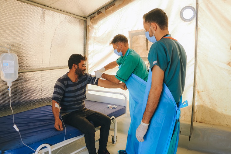 シリア北西部でMSFが支援するコレラ治療ユニット＝2022年11月1日 © Abd Almajed Alkarh/MSF