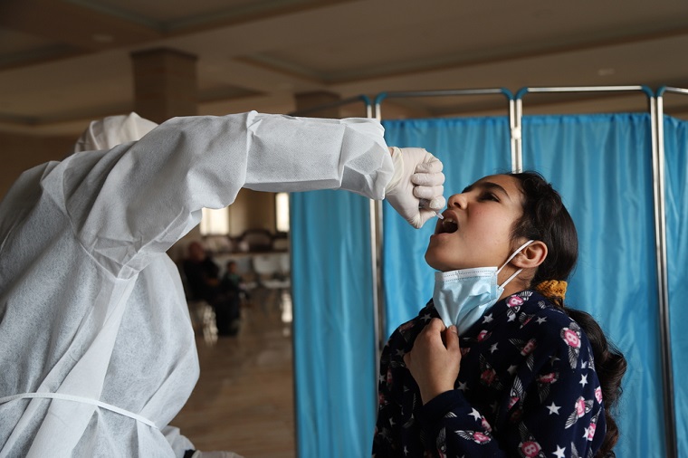 MSFによる定期予防接種でワクチンを受ける子ども＝レバノン、2022年2月　© MSF