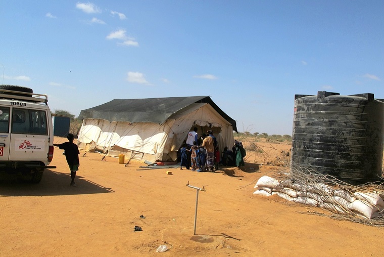 ダガレイ難民キャンプ郊外にあるMSFの移動診療所=2023年1月20日 © MSF