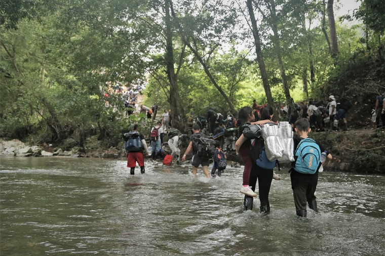 2023年8月には毎日2000人から3000人がダリエン地峡を横断していた＝2023年8月7日 © Natalia Romero Peñuela/MSF