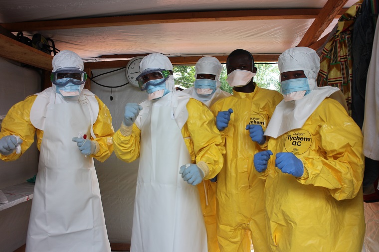 コンゴ民主共和国の赤道州でエボラ対応の第一線に立つ医療チーム＝2020年2月8日 © Franck Ngonga/MSF